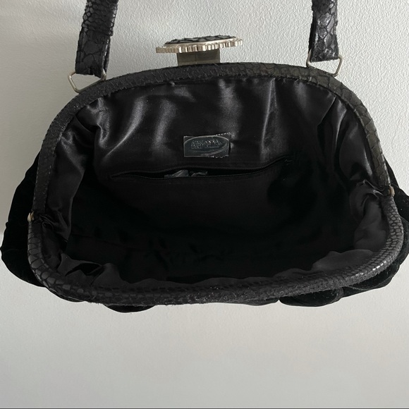 Adrianna papell black velvet handbag with snakeskin trim - Picture 4 of 11